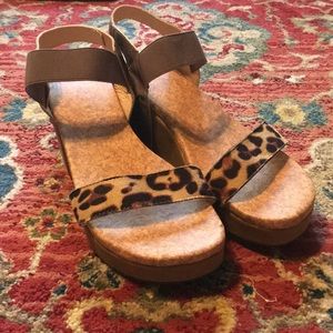 Leopard print wedges!